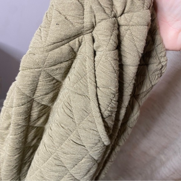 Fab'rik Quilted Loungewear Set - Picture 3 of 5